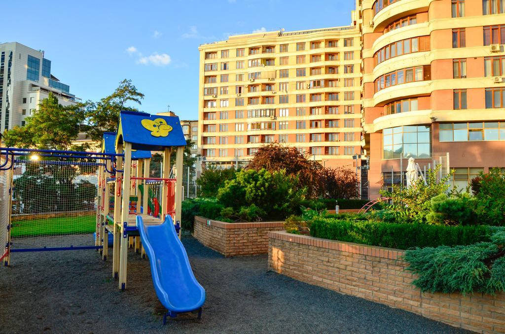 Diplomat Aparthotel Kyjev Exteriér fotografie
